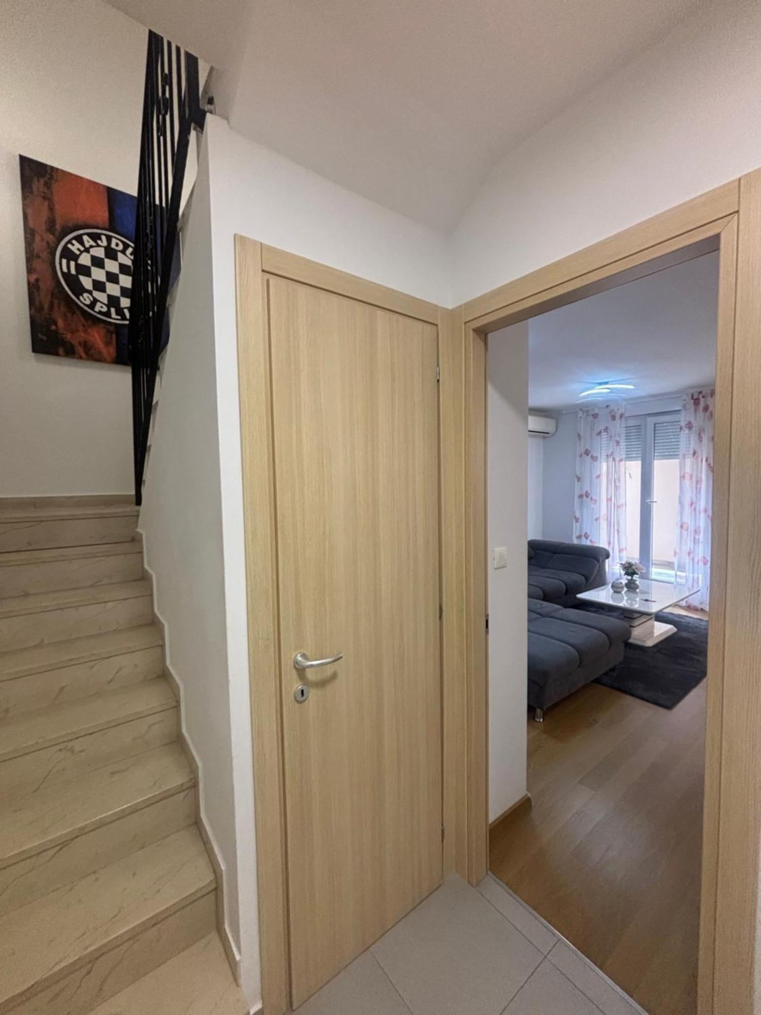 Apartment Dalmatinos Split Znjan 외부 사진