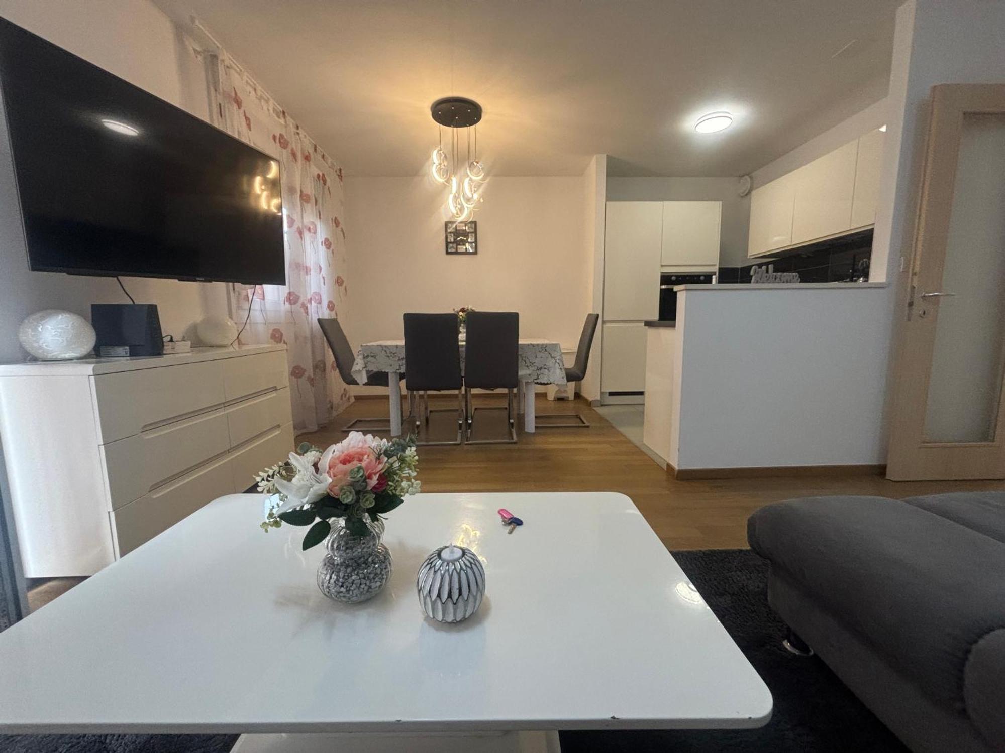 Apartment Dalmatinos Split Znjan 외부 사진