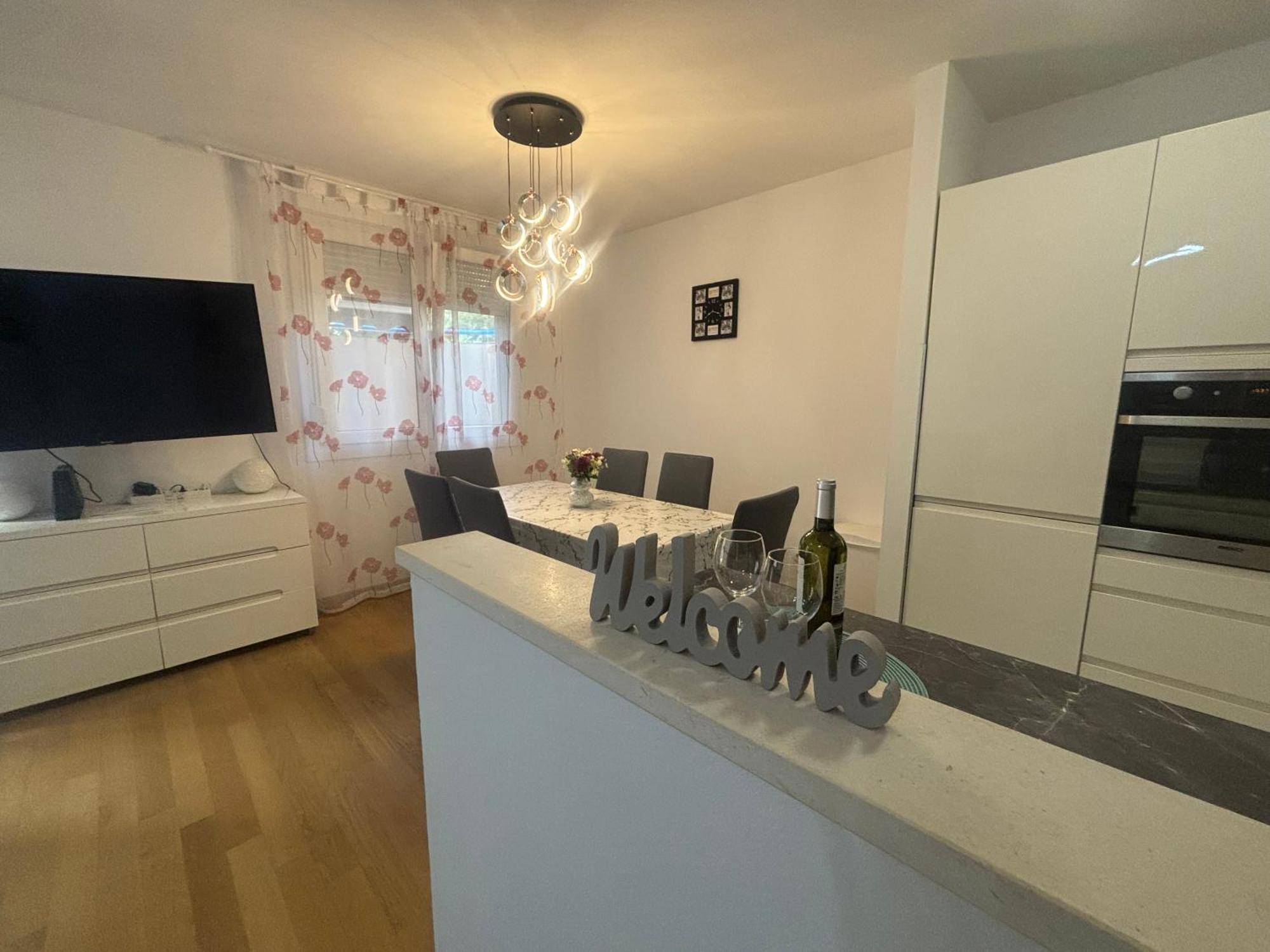 Apartment Dalmatinos Split Znjan 외부 사진